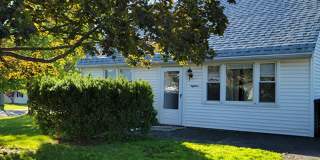 3 BR 1.5 BA North Colonie Schools Gallery 1