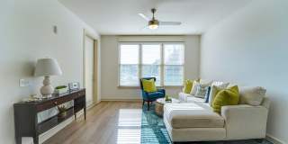 35 Folly Apartments Gallery 14