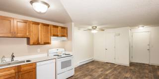 Creekside Commons Gallery 22