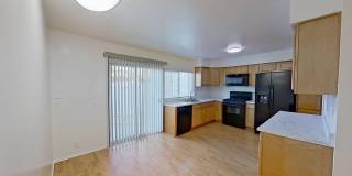 Move-in Special: 8 Albany, Irvine: Charming 2 Bed 1.5 Bath Townhome in El Camino Real! Gallery 6