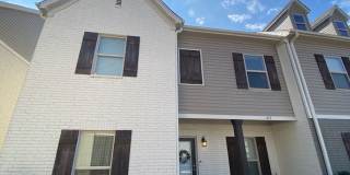 4BR/4.5BA For Rent Gallery 1