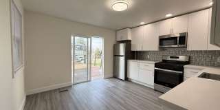 Updated 4BR / 2 Bath Home with off-street parking! Gallery 12