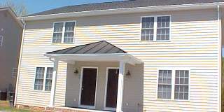 2528 Old Forest Road - A Gallery 25