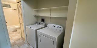 Mililani Terrace - 1 bedroom, AC, Ground Floor end unit with 1 parking Gallery 13