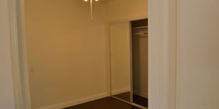 ☀️Newly Remodeled 2 Bed / 1 Bath Apartment Unit  – Great Layout Gallery 7