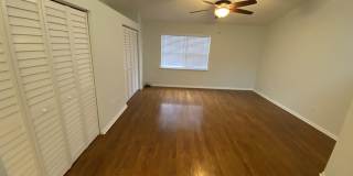 8562 STURBRIDGE Circle W Gallery 12