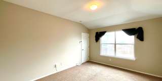 Charming 3-Bedroom Cul-de-Sac Home with Fenced Yard & Garage! Gallery 29