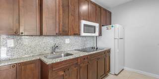 801 Dobbins Street Gallery 4