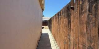 4 bedroom 2 1/2 bath  Home Gallery 28
