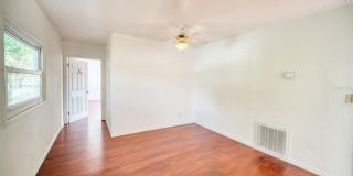 2317 HARRIS STREET Gallery 11