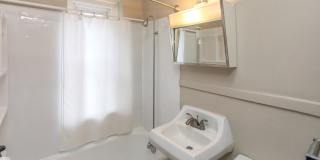 Loring Grove Apartments Gallery 9