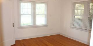 910 West York Avenue Gallery 30