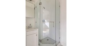 5 Bed / 5 Bath Residence in Echo Park Now Available! Gallery 20