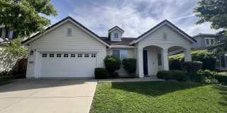Spacious Elk Grove 4bd/2ba Home with 2 Car Garage! Gallery 1