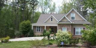 207 Lakeview Court Gallery 1
