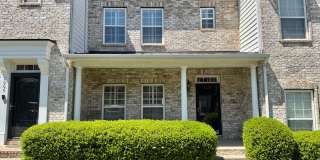 3 Bed, 2.5 Bath Townhome w/ 2 Car Garage 3 Bed, 2.5 Bath Townhome w/ 2 Car Garage Gallery 1