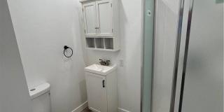 19851 Gresham Street Gallery 9