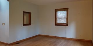 Great 3 bed 2 bath home!! AVAILABLE AUGUST 2027! Gallery 23