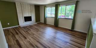Single family home with large back yard! Gallery 4