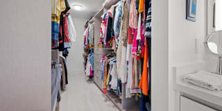 100 SE 5th Avenue Gallery 37
