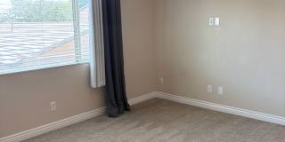 **STUNNING 4 BEDROOM/3 BATHROOM/2 CAR GARAGE/GATED COMMUNITY HOME IN MESA (SOUTHERN & LINDSAY)** Gallery 21
