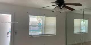 637 NE 6th Ct Gallery 1