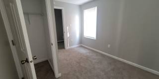 1109 E Kirby Ave Whim &amp; Proper, LLC) Gallery 16