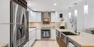 1149 Hillsboro Mile Gallery 3