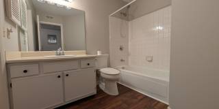 1203 Wilshire Circle Gallery 10