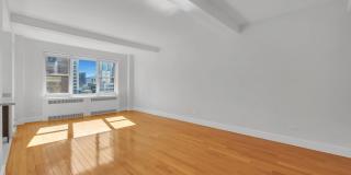 30 Park Ave Gallery 1