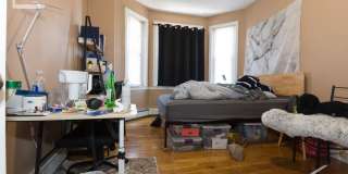Nicely renovated 4 bed near the Green Line and BC for the upcoming school year! Gallery 12