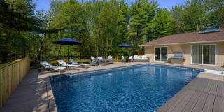 2941 Quogue Riverhead Road Gallery 1