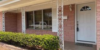 1547 SINGLETON AVENUE Gallery 4