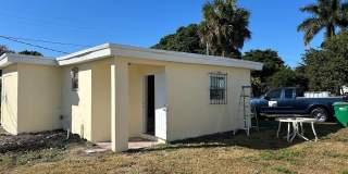 371 Banyan Avenue Gallery 1