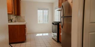 Garfield Avenue Apartments Gallery 19