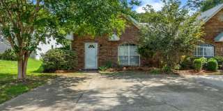 NE Tallahassee Townhome with Community Pool NE Tallahassee Townhome with Community Pool Gallery 1