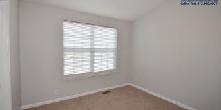 Great 2BR/2.5BA Murfreesboro townhome less than 2 miles from MTSU! Gallery 18