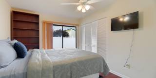 6130 Francis Street Gallery 14