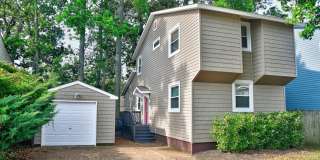 3 BEDROOM HOUSE WITH GARAGE SHORT DISTANCE TO BEACH Gallery 1