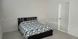 219 BOTTLE BRUSH Dr Gallery 8