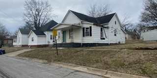 Now Available!! Fixer Upper! - $390 Month / $500 Down Gallery 1