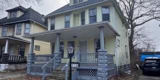 5 Bedroom Home for Rent in Glenville – Cleveland Gallery 1