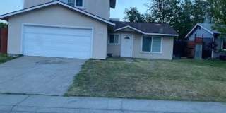 4 Bed/3 Bath w/Loft. HURRY won't Last Long!!! Gallery 1