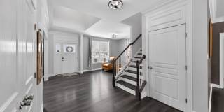 129 MERIDIAN Boulevard Gallery 14