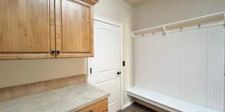 5 Bed 3 Bath Bridge Tower Beauty Gallery 18