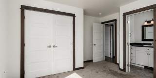 The Madison Gallery 21