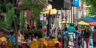 Quebec House Gallery 57