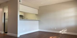 Updated One Bedroom Apartment  Near Downtown Gulfport Gallery 3