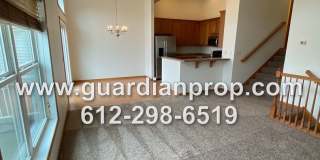 Townhouse Available October 1, High Ceilings, Open Floor Plan, Lower Family Room w/Fireplace, Balcony Townhouse Available October 1, High Ceilings, Open Floor Plan, Lower Family Room w/Fireplace, Balcony Gallery 3