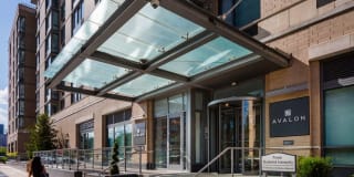 Avalon Riverview Gallery 59